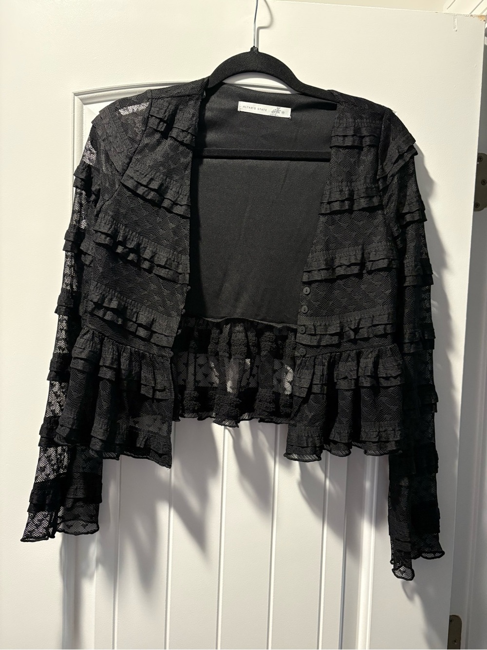 Altar’d State NEW Black Lace Ruffle Cropped Sweater XS Goth Romantic Boho Cardi